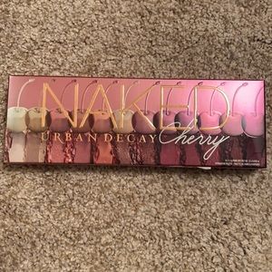 Naked cherry 🍒 eye palette